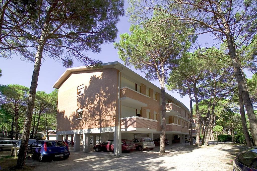 Appartamenti Splendid E Salisburgo บิบิโอเน ภายนอก รูปภาพ